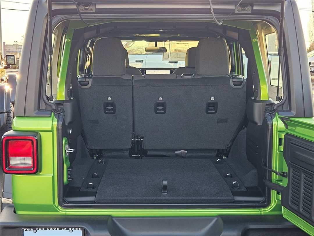 2026 Jeep Wrangler Sport - Image 30