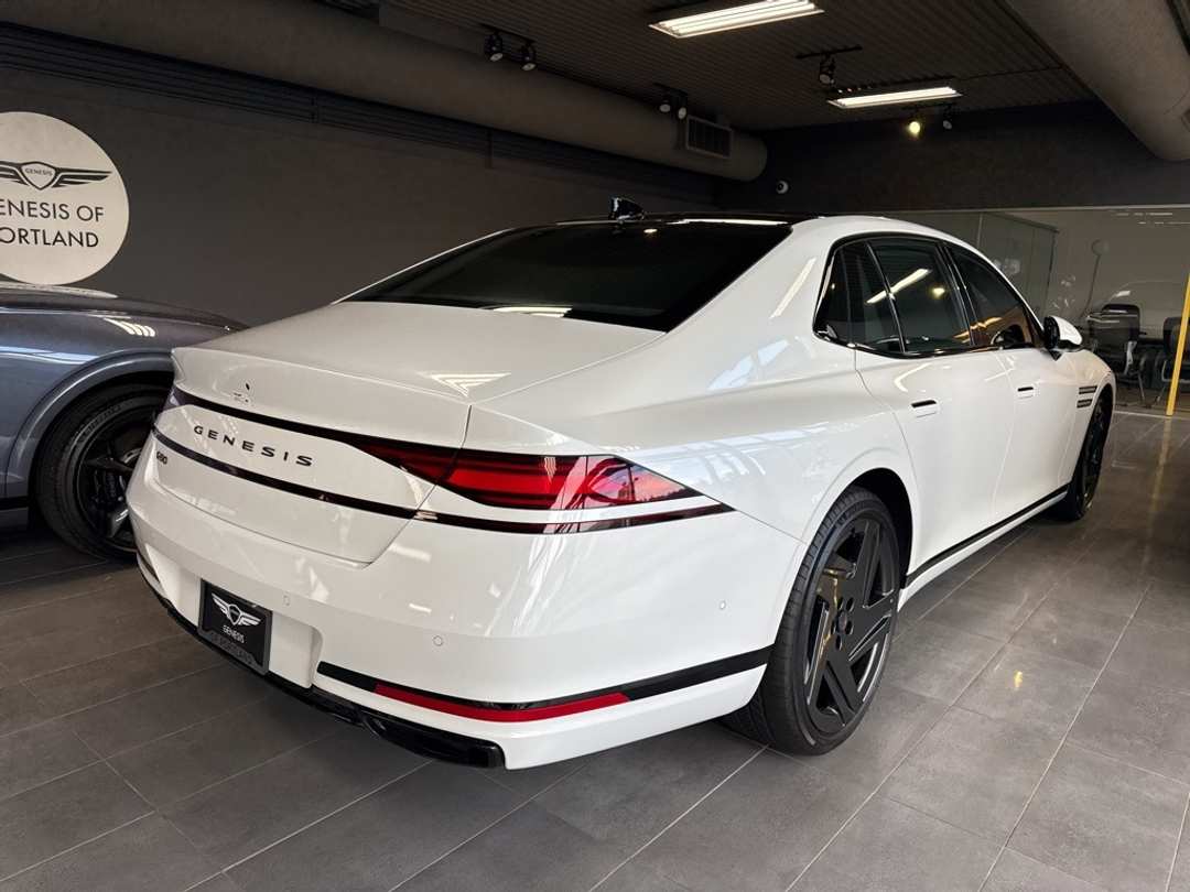 2026 Genesis G90 3.5T eSC - Image 7