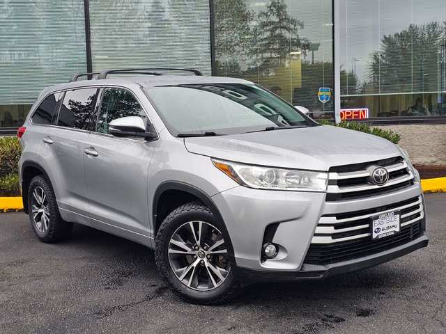 2017 Toyota Highlander LE Plus