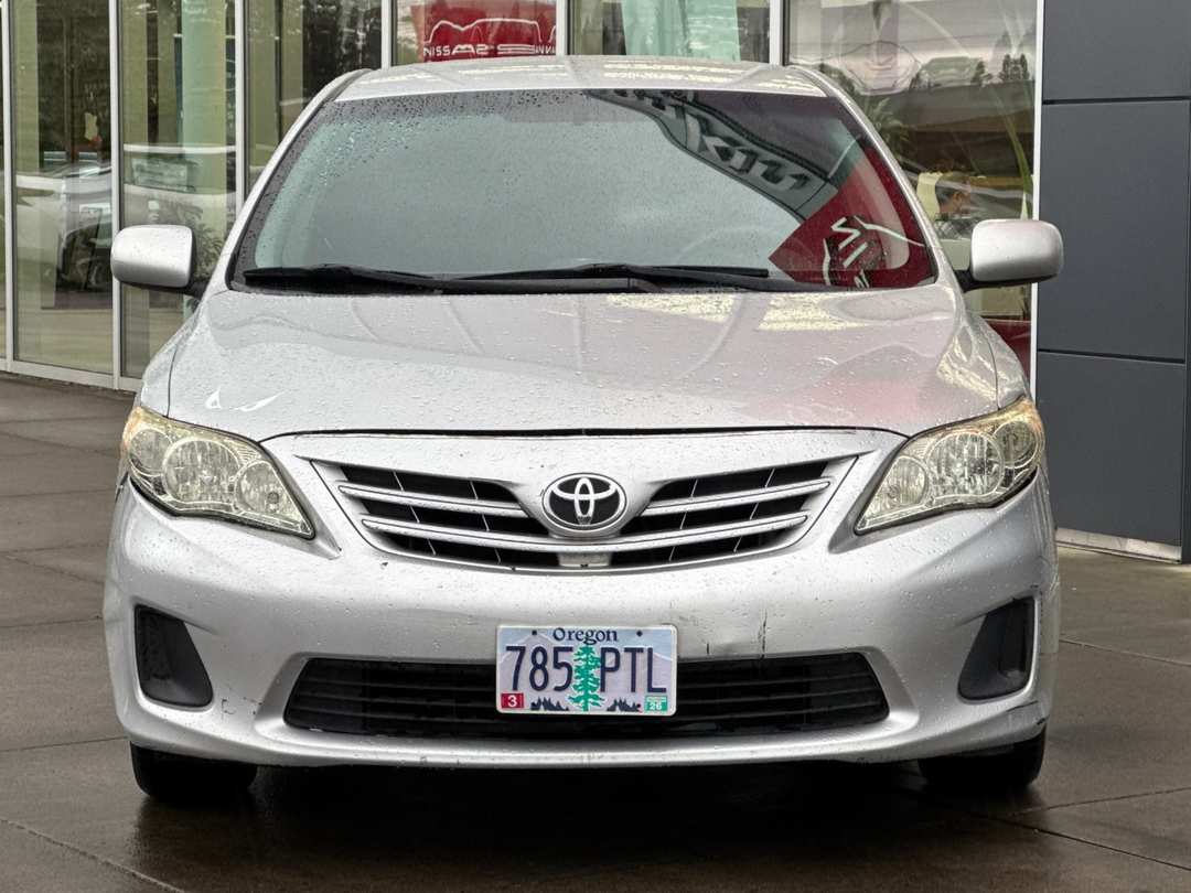2013 Toyota Corolla LE - Image 8