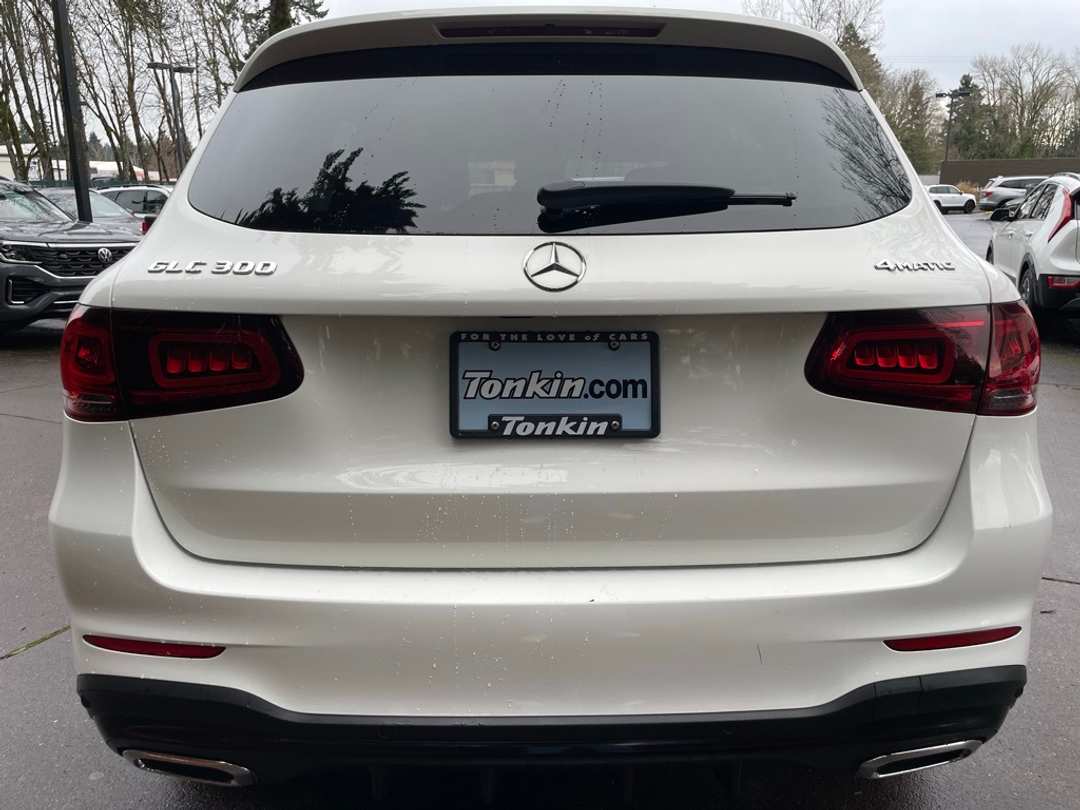 2022 Mercedes-Benz GLC GLC 300 - Image 7