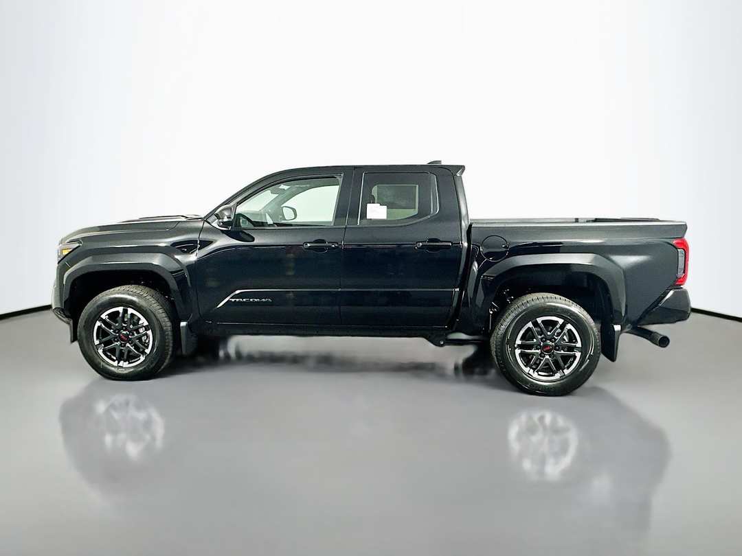 2026 Toyota Tacoma TRD Sport - Image 4