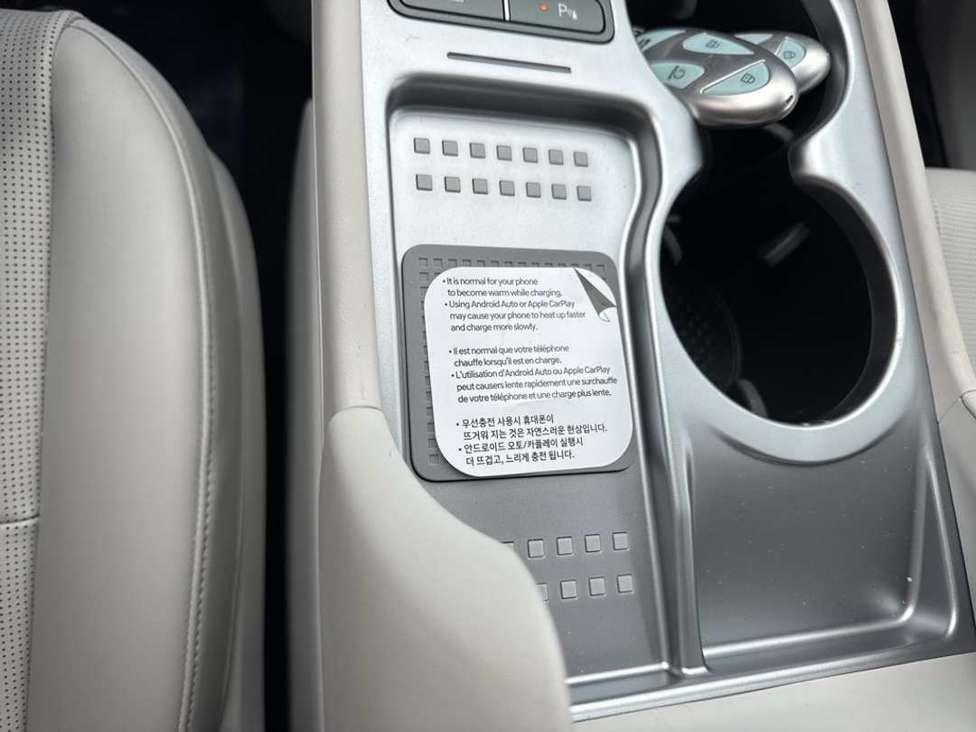 2026 Hyundai Ioniq 9 Performance Limited - Image 28