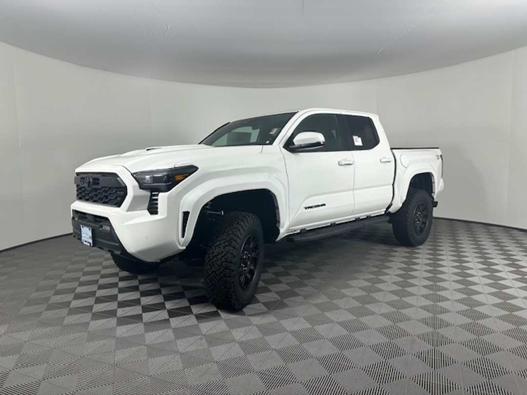 Toyota Tacoma - Image 2