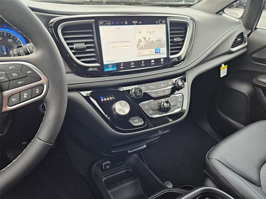 2026 Chrysler Pacifica Select - Image 19