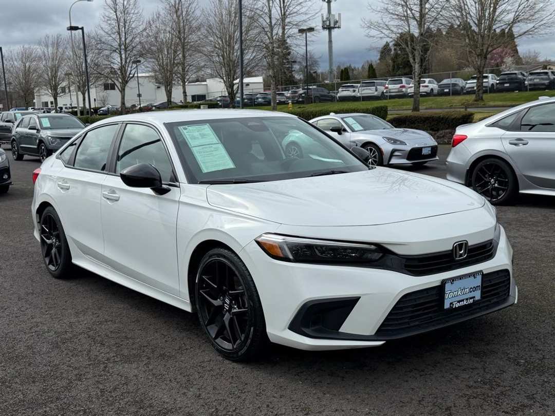 2023 Honda Civic Sport - Image 2