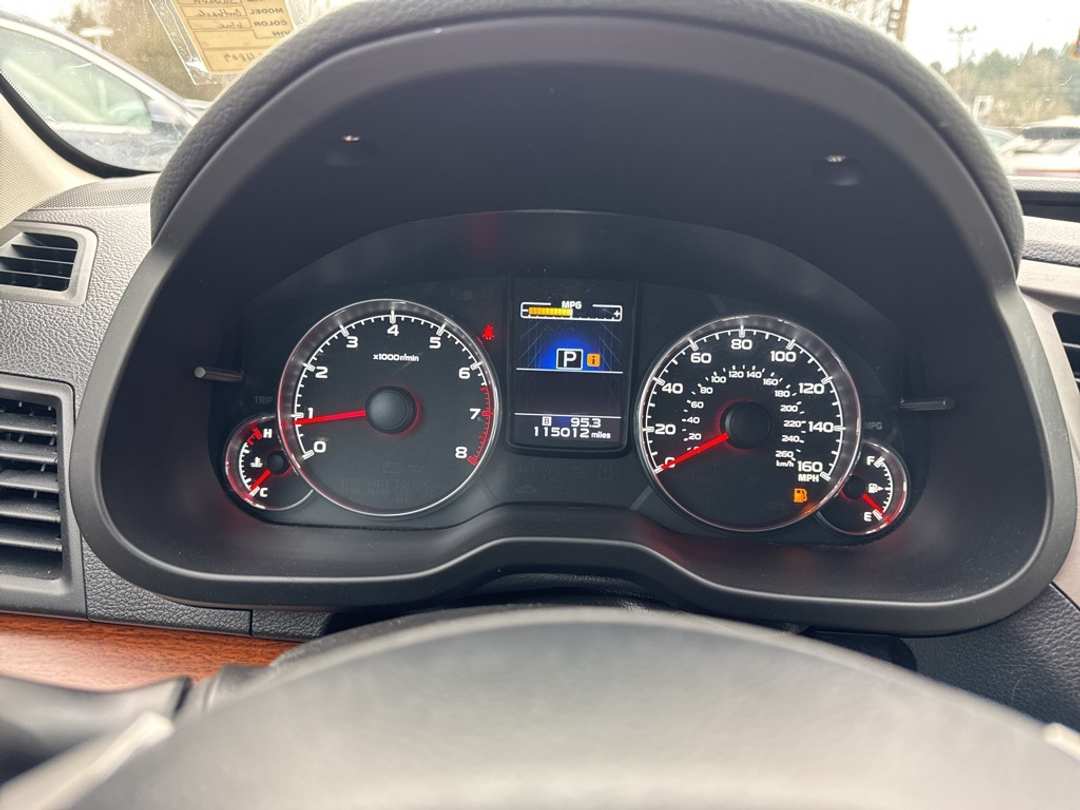 2014 Subaru Outback 3.6R - Image 19