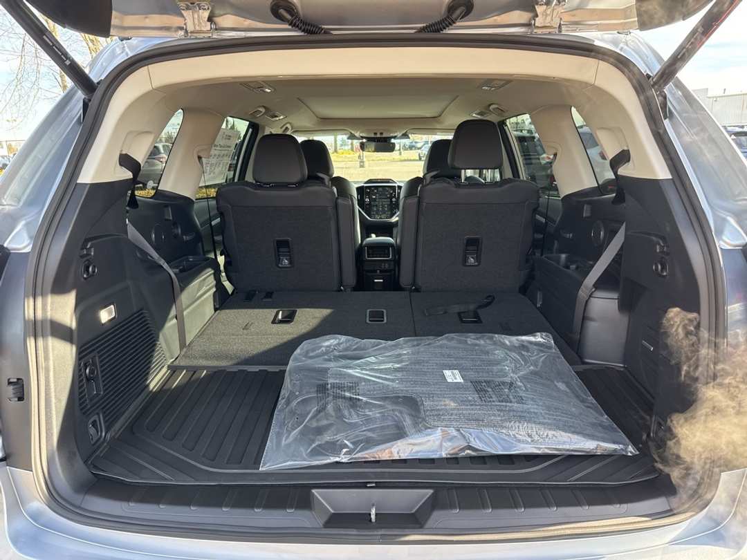 2026 Subaru Ascent Limited - Image 21