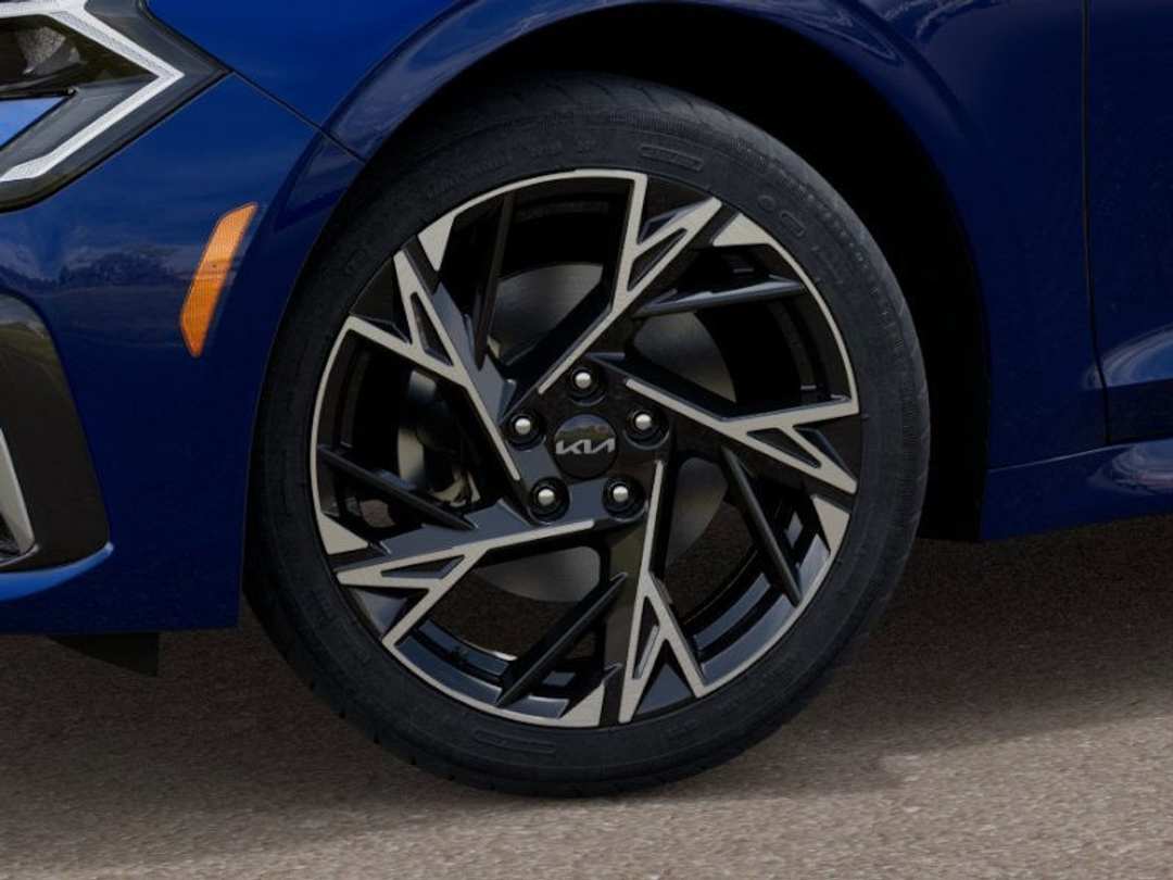2026 Kia K5 GTLine - Image 9