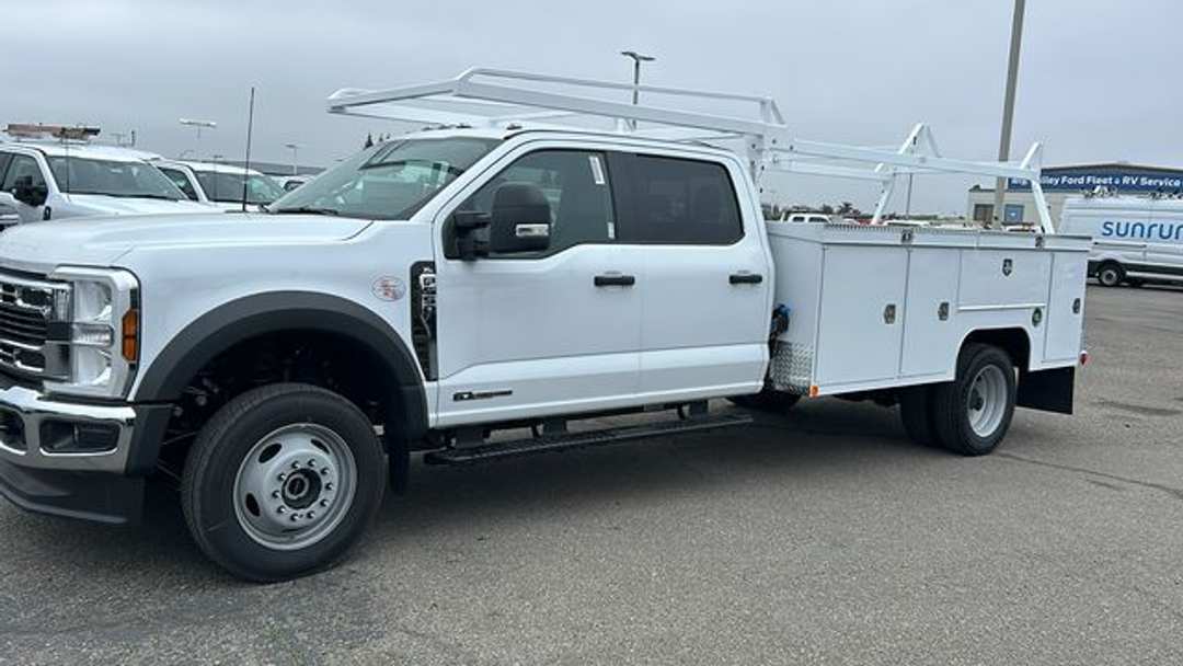 2026 Ford F-550Sd XL - Image 2