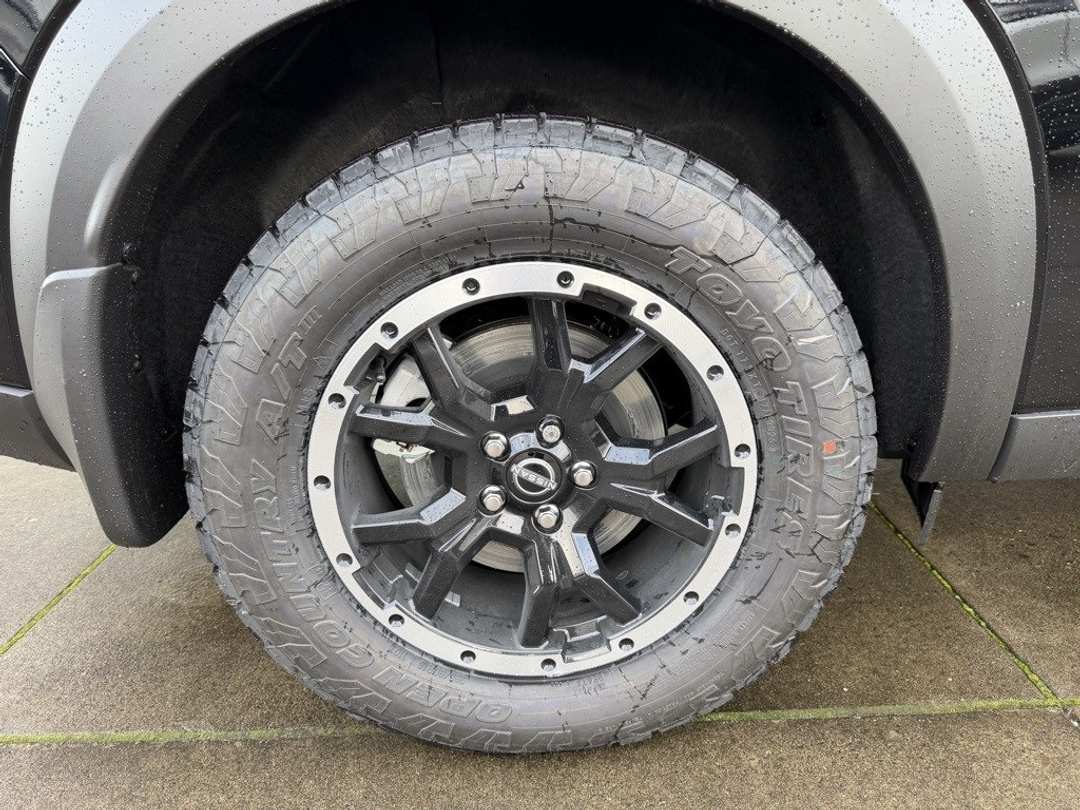 2025 Nissan Pathfinder Rock Creek - Image 9