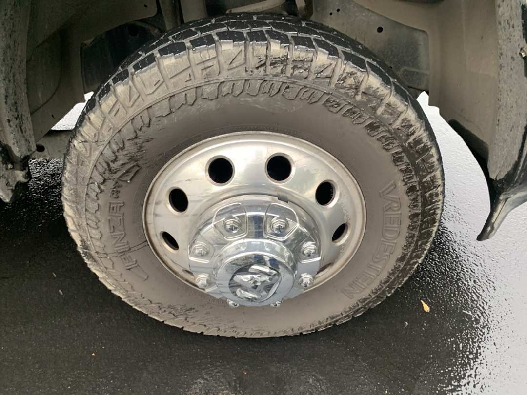 2023 Ram 3500 Big Horn - Image 7