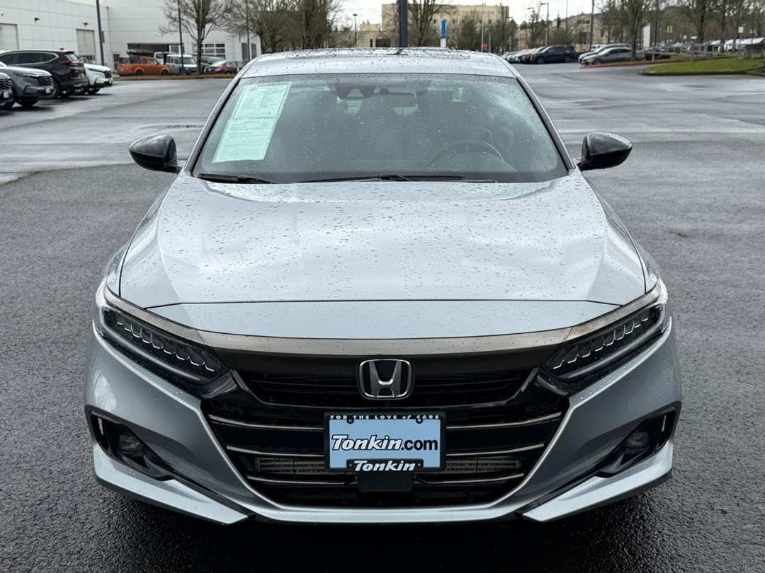 2022 Honda Accord Sport 2.0T - Image 3