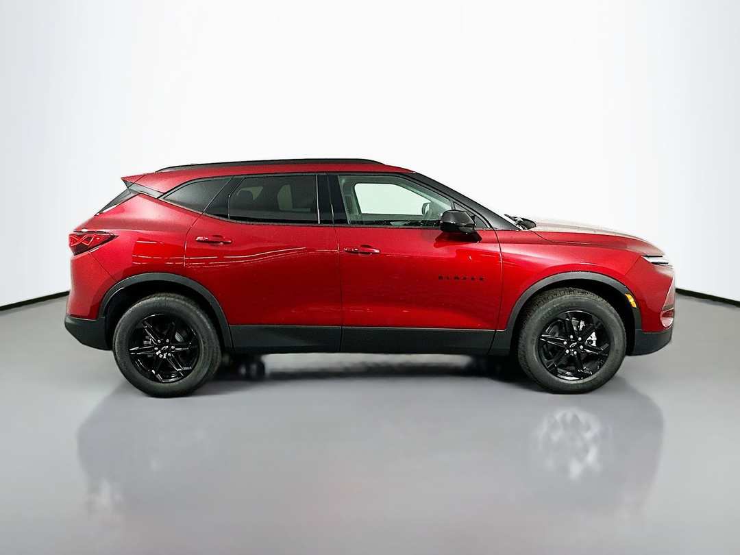 2025 Chevrolet Blazer LT - Image 9