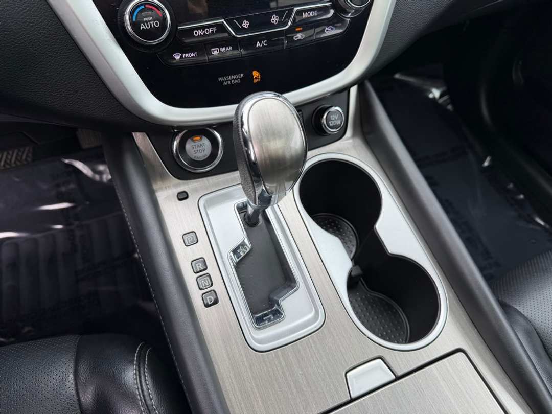 2017 Nissan Murano SL - Image 23