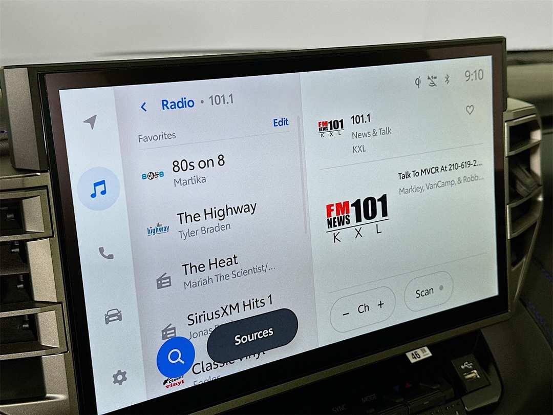 2026 Toyota Tundra Platinum - Image 15