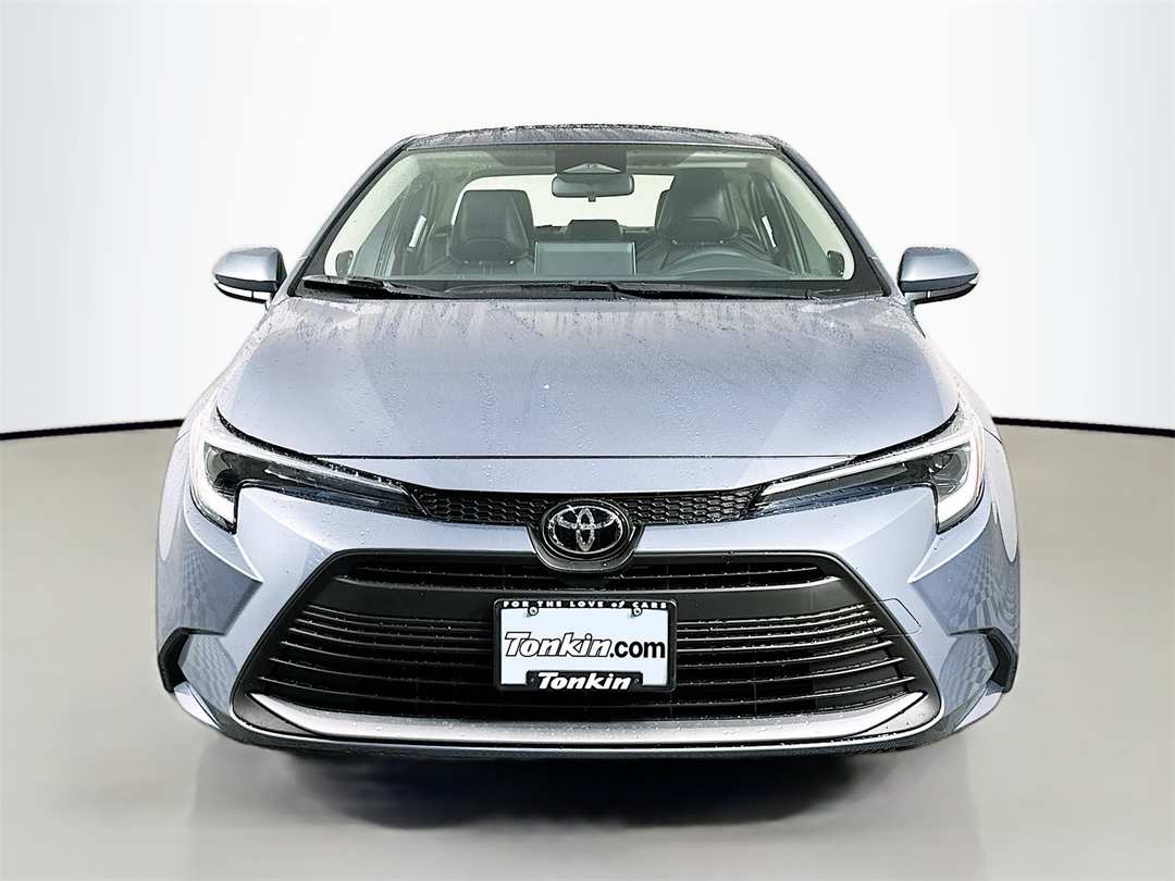 2026 Toyota Corolla XLE - Image 2