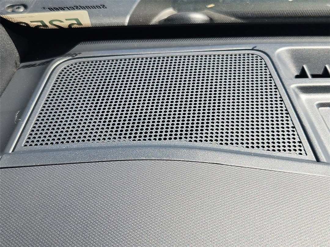 2025 Ford Bronco Base - Image 11