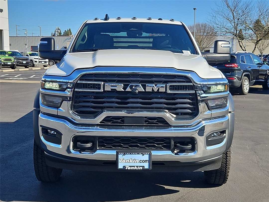 2026 Ram 5500Hd Tradesman - Image 9