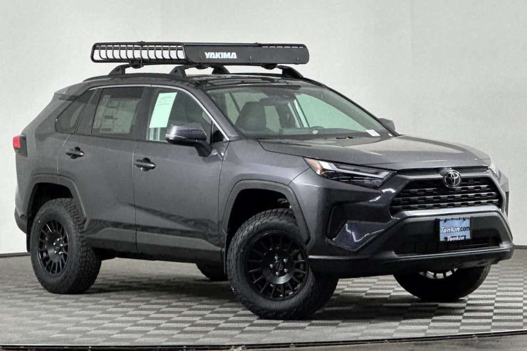 2025 Toyota Rav4 XLE - Image 2