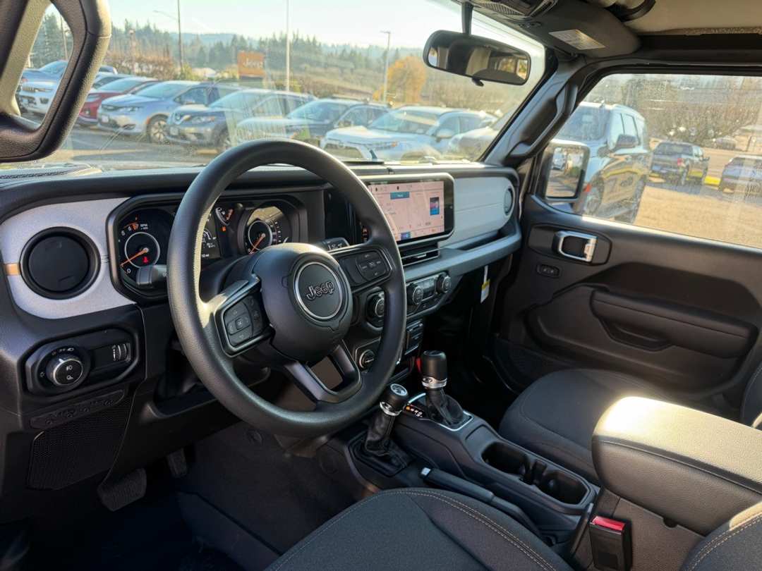 2026 Jeep Gladiator Sport - Image 16