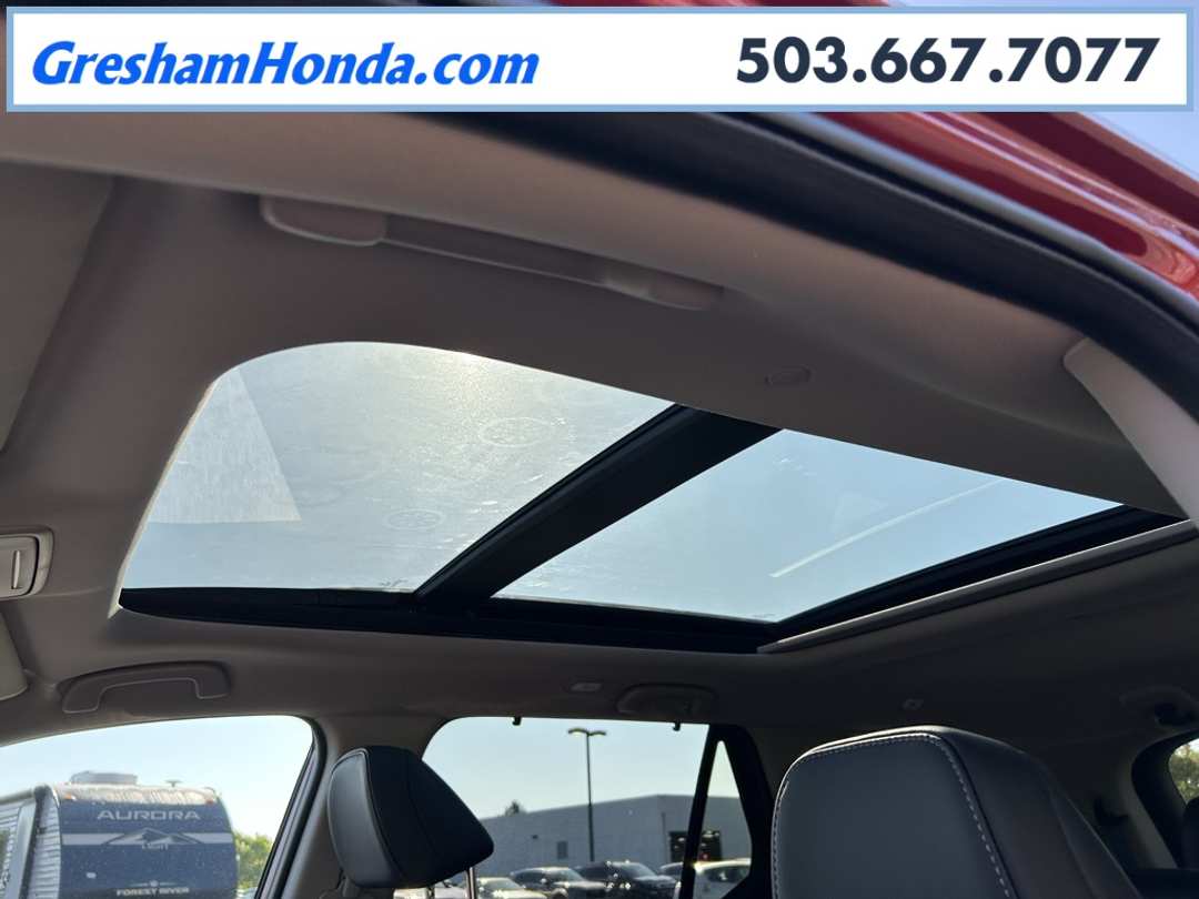 2025 Honda Pilot Touring - Image 20