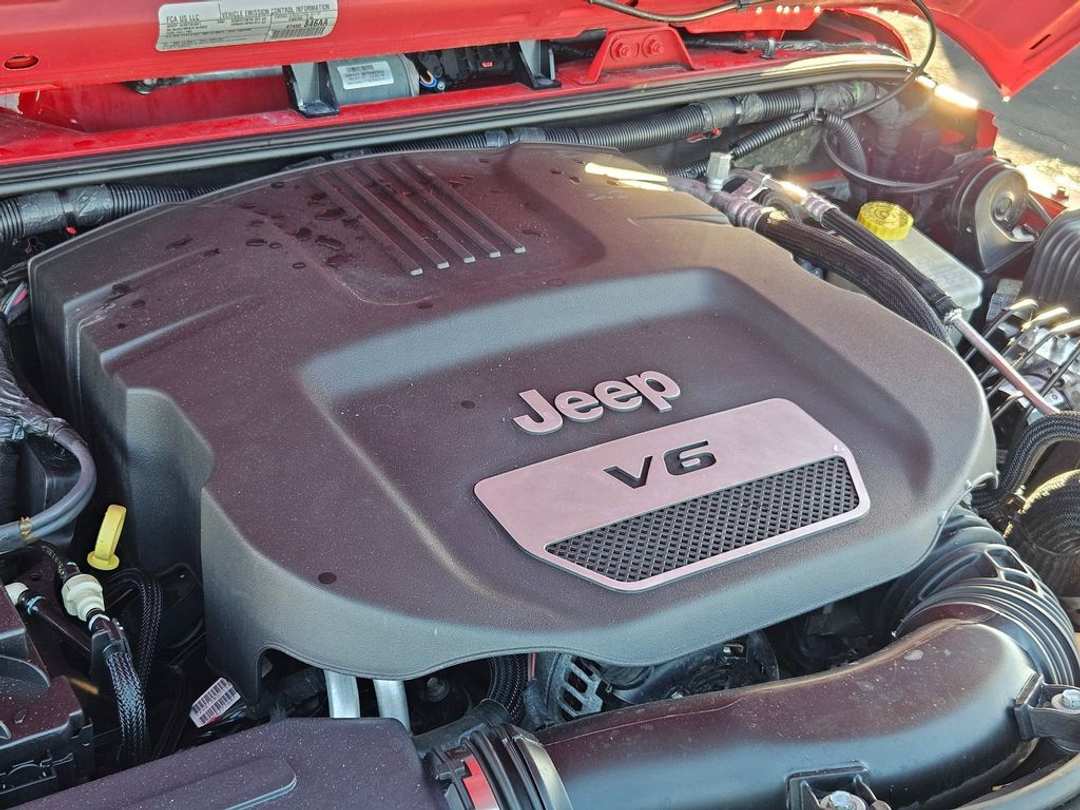 2017 Jeep Wrangler Unlimited Sport - Image 37