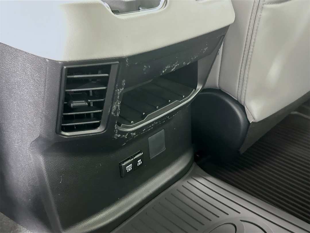 2026 Toyota Tundra Limited - Image 25