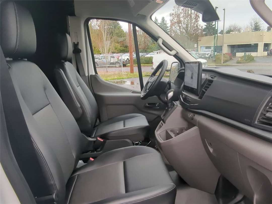 2026 Ford Transit-250 Base - Image 27