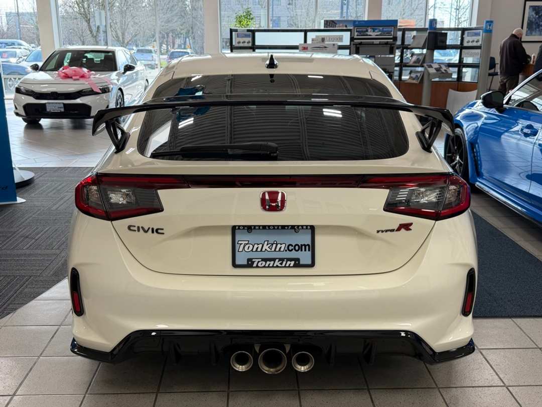 2024 Honda Civic Type R - Image 7
