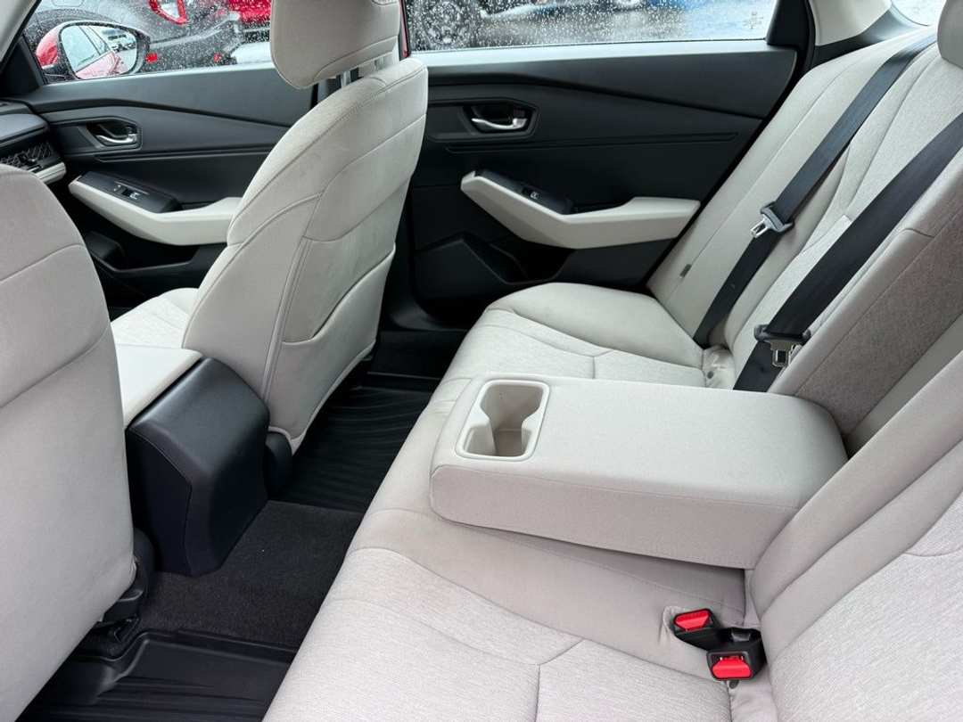 2024 Honda Accord EX - Image 17