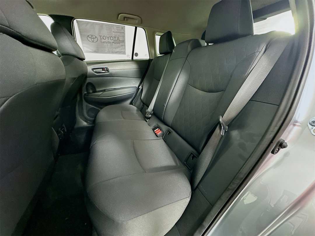 2026 Toyota Corolla Cross LE - Image 24