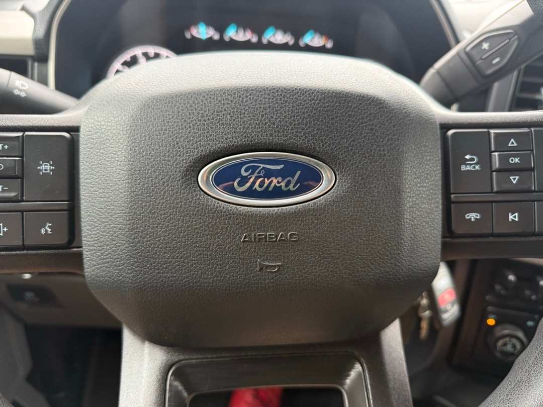 2023 Ford F-150 XLT - Image 36