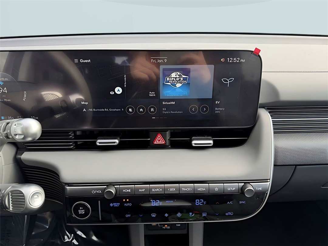 2026 Hyundai Ioniq 5 SEL - Image 20