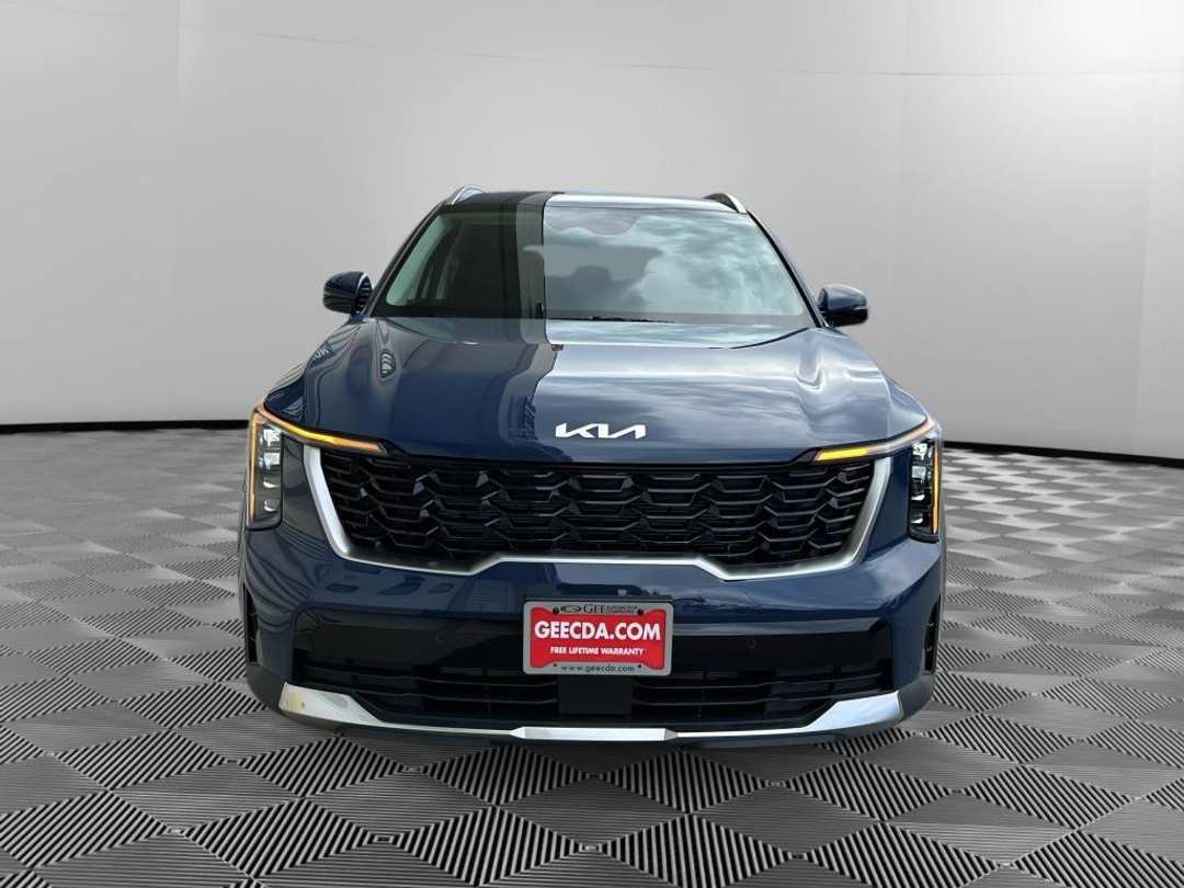 2026 Kia Sorento S - Image 2