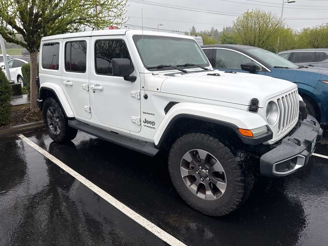 2018 Jeep Wrangler Unlimited Sahara - Image 3