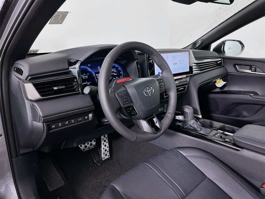 2026 Toyota Camry XSE - Image 9