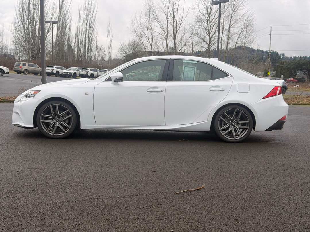 2015 Lexus Is 250 - Image 4