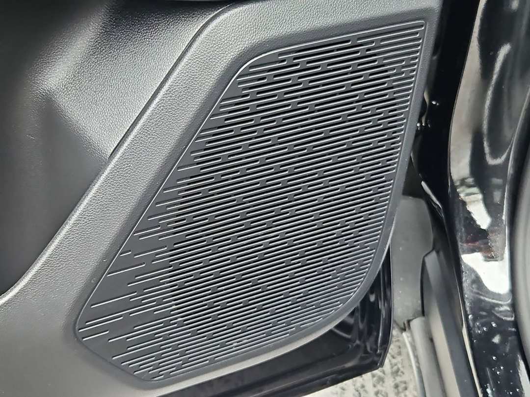 2025 Chevrolet Equinox LT - Image 12