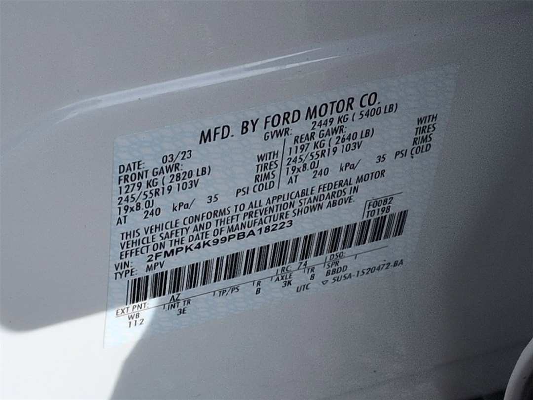 2023 Ford Edge Titanium - Image 35