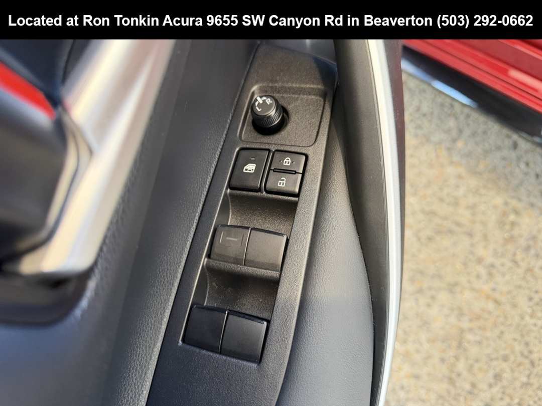 2024 Toyota Corolla SE - Image 12