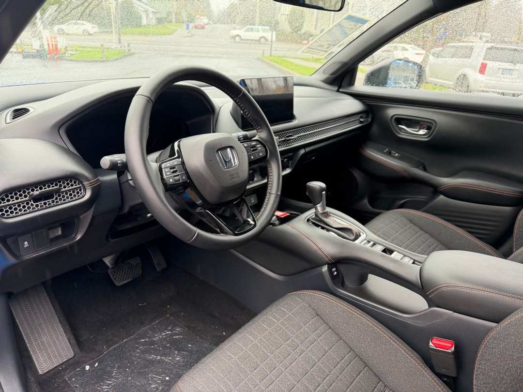2026 Honda HR-V Sport - Image 15