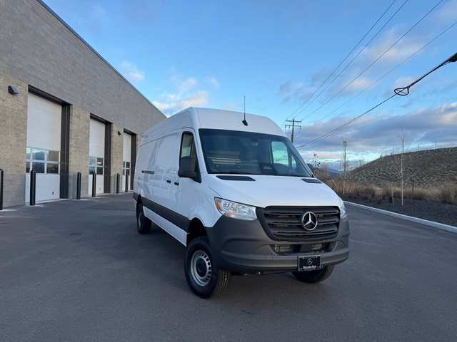 2026 Mercedes-Benz Sprinter 2500 Cargo 170 WB