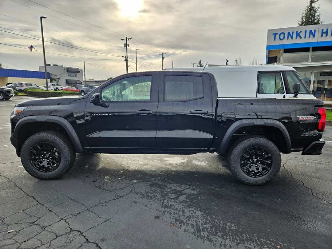 2026 Chevrolet Colorado Trail Boss - Image 3
