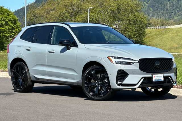 2026 Volvo Xc60 T8 Ultra Black Edition