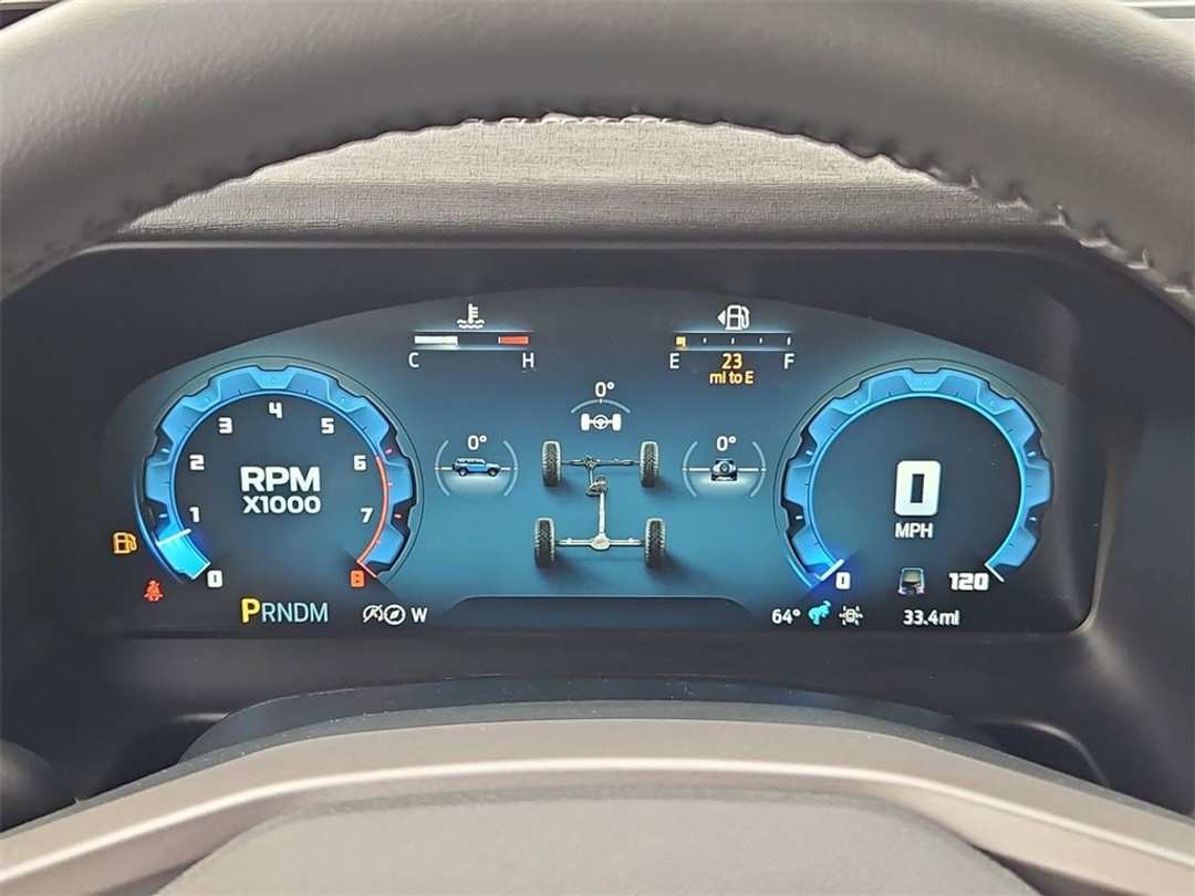 2025 Ford Bronco Outer Banks - Image 15