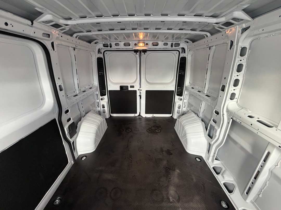 2026 Ram Promaster 1500 Low Roof - Image 24
