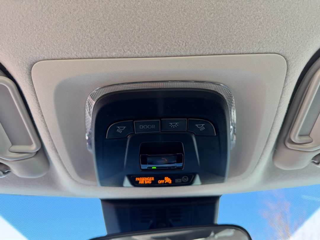 2024 Toyota Corolla LE - Image 28