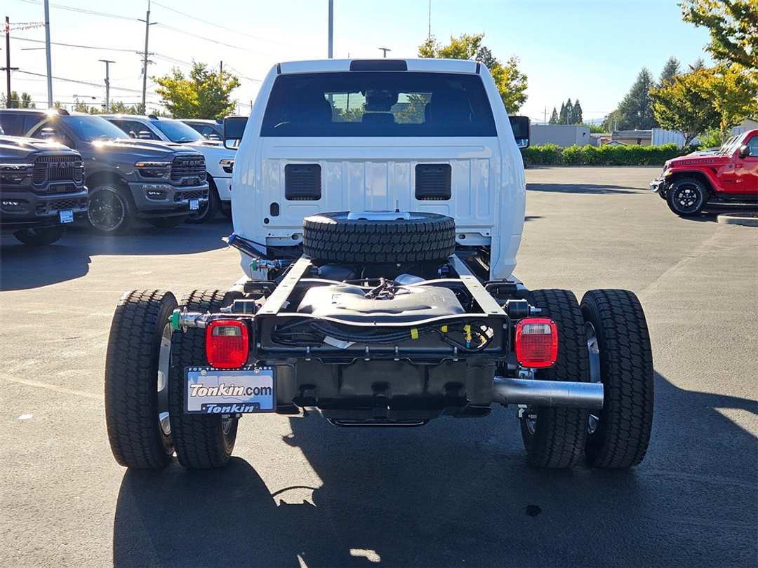 2026 Ram 5500Hd Tradesman - Image 5