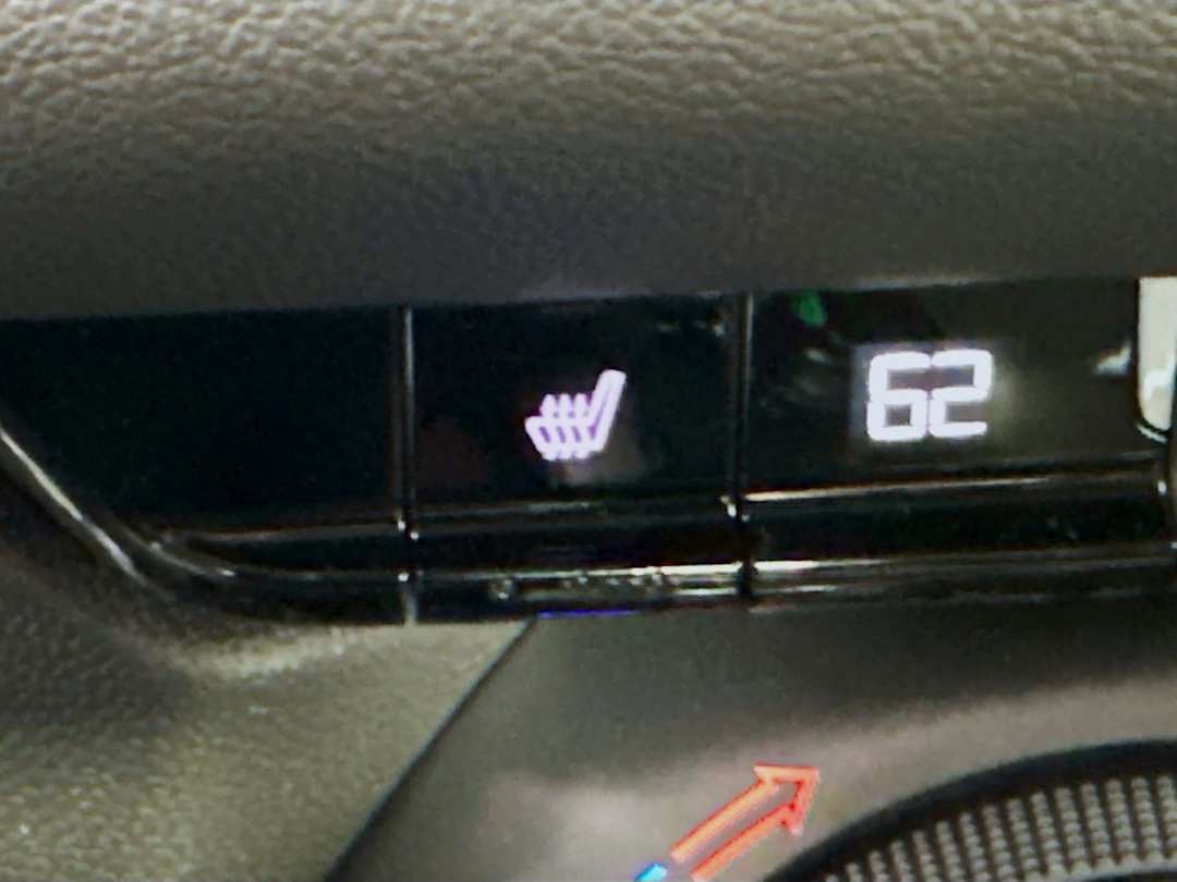 2025 Chevrolet Blazer LT - Image 21